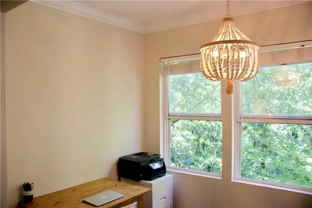 5155 Roswell Road Unit 5/55, Atlanta, Georgia 30342, 1 Bedroom Bedrooms, ,1 BathroomBathrooms,Residential,Sold,5155 Roswell Road Unit 5/55,6725444