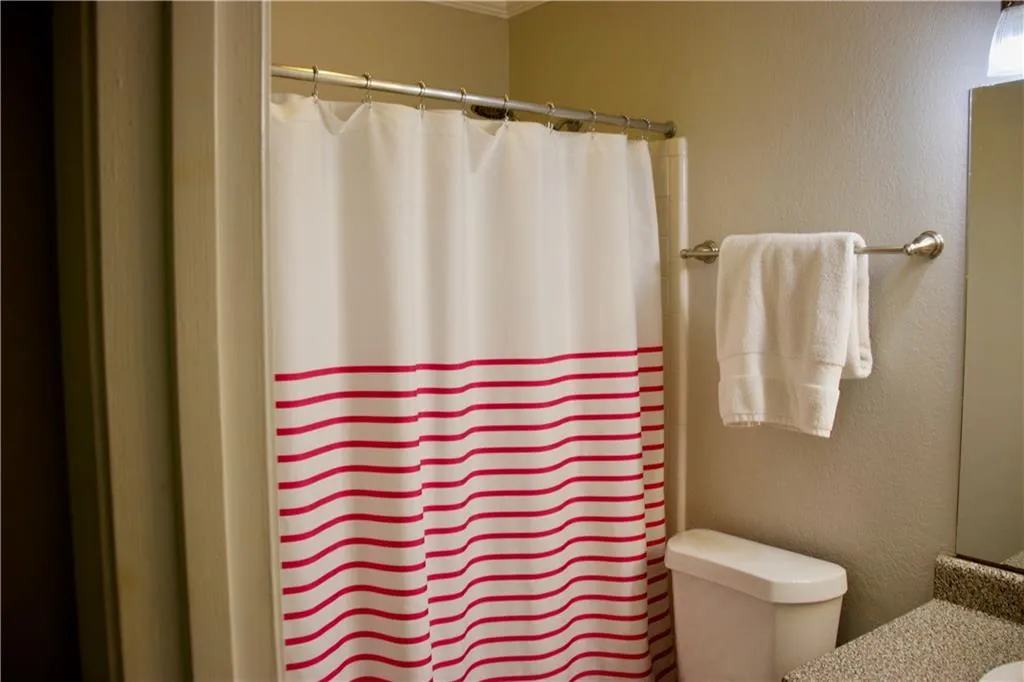 5155 Roswell Road Unit 5/55, Atlanta, Georgia 30342, 1 Bedroom Bedrooms, ,1 BathroomBathrooms,Residential,Sold,5155 Roswell Road Unit 5/55,6725444