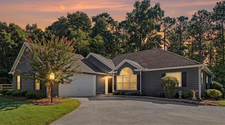 333 Allatoona Shores Drive, Canton, Georgia 30114