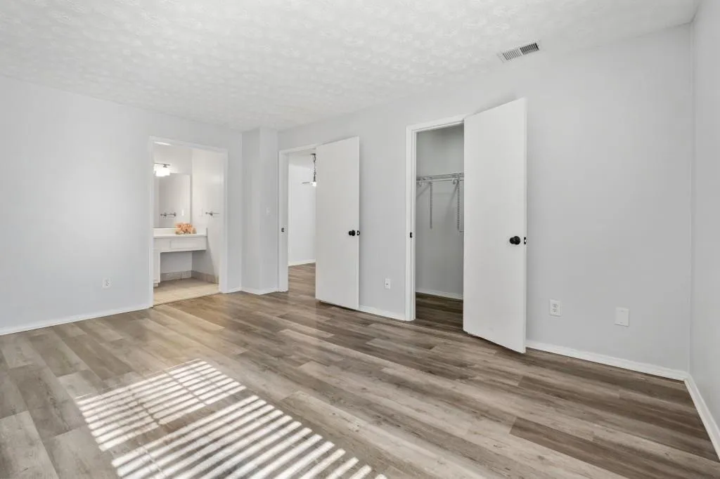 1207 Vicksburg Place, Sandy Springs, Georgia 30350, 2 Bedrooms Bedrooms, ,2 BathroomsBathrooms,Residential,For Sale,1207 Vicksburg Place,7704744