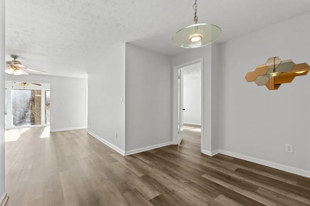 1207 Vicksburg Place, Sandy Springs, Georgia 30350, 2 Bedrooms Bedrooms, ,2 BathroomsBathrooms,Residential,For Sale,1207 Vicksburg Place,7704744