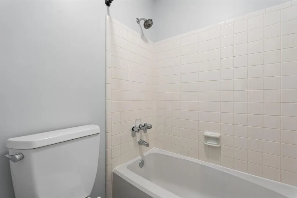 1207 Vicksburg Place, Sandy Springs, Georgia 30350, 2 Bedrooms Bedrooms, ,2 BathroomsBathrooms,Residential,For Sale,1207 Vicksburg Place,7704744