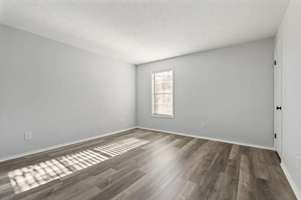 1207 Vicksburg Place, Sandy Springs, Georgia 30350, 2 Bedrooms Bedrooms, ,2 BathroomsBathrooms,Residential,For Sale,1207 Vicksburg Place,7704744