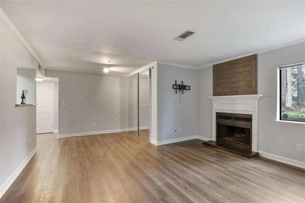 4003 Wingate Way, Sandy Springs, Georgia 30350, 1 Bedroom Bedrooms, ,1 BathroomBathrooms,Residential,Sold,4003 Wingate Way,7380724
