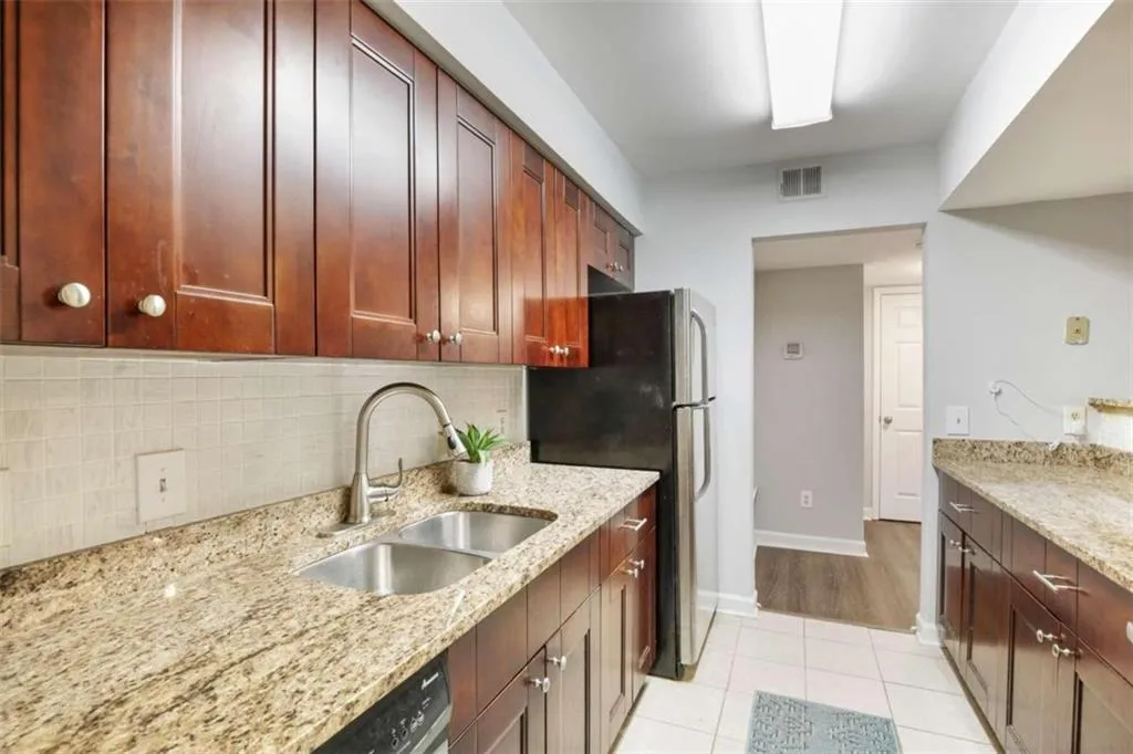 4003 Wingate Way, Sandy Springs, Georgia 30350, 1 Bedroom Bedrooms, ,1 BathroomBathrooms,Residential,Sold,4003 Wingate Way,7380724