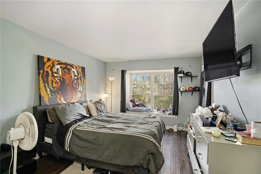 133 Maison Place Nw, Atlanta, Georgia 30327, 2 Bedrooms Bedrooms, ,1 BathroomBathrooms,Residential,For Sale,133 Maison Place Nw,7568417