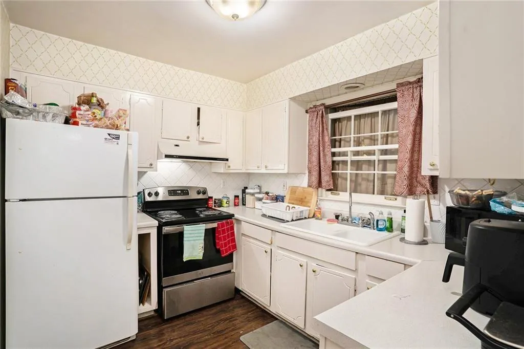 133 Maison Place Nw, Atlanta, Georgia 30327, 2 Bedrooms Bedrooms, ,1 BathroomBathrooms,Residential,For Sale,133 Maison Place Nw,7568417