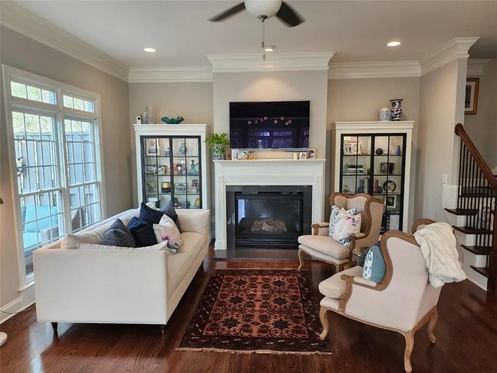 234 Meeting Lane Unit 46, Atlanta, Georgia 30342, 4 Bedrooms Bedrooms, ,2 BathroomsBathrooms,Residential,Sold,234 Meeting Lane Unit 46,7191272