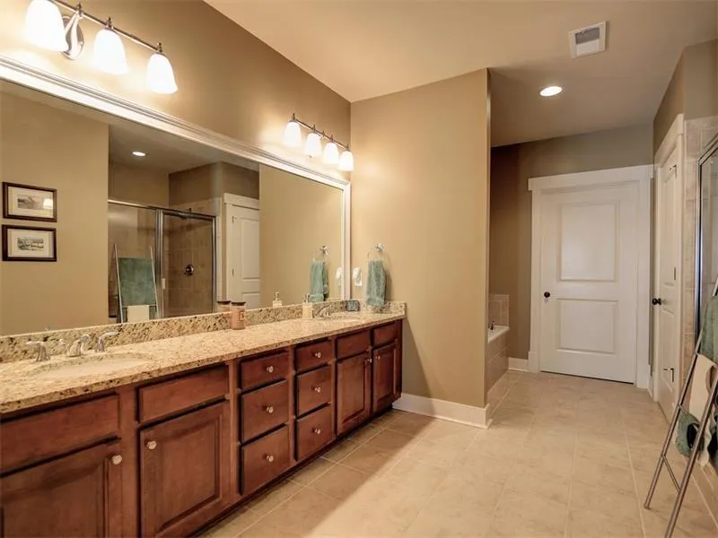 1110 River Vista Drive, Atlanta, Georgia 30339, 3 Bedrooms Bedrooms, ,3 BathroomsBathrooms,Residential,Sold,1110 River Vista Drive,5609000