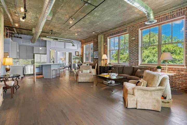 3235 Roswell Road Ne Unit 604, Atlanta, Georgia 30305