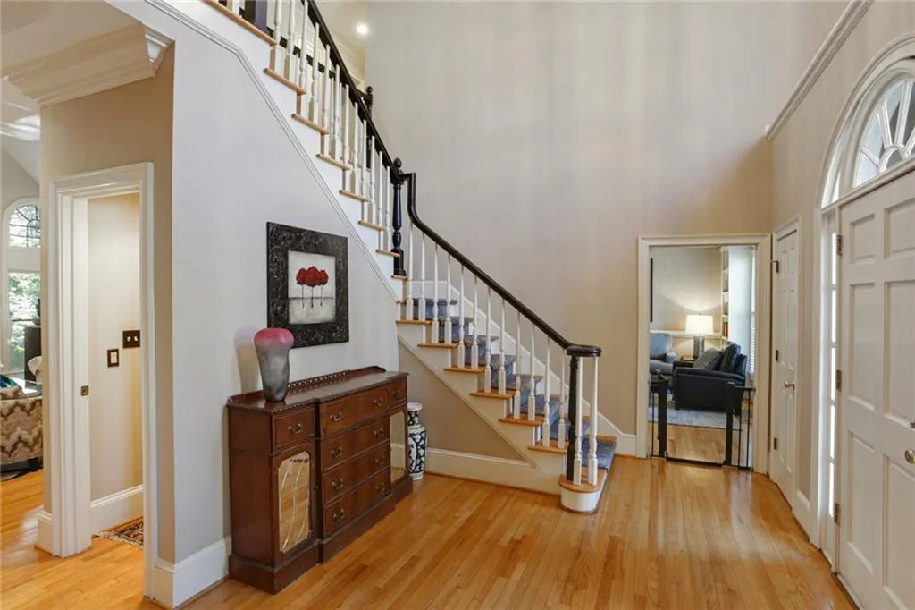 215 Morgan Farm Drive, Sandy Springs, Georgia 30342, 4 Bedrooms Bedrooms, ,4 BathroomsBathrooms,Residential,Sold,215 Morgan Farm Drive,6814757