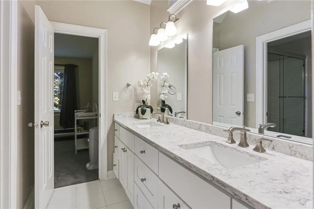 215 Morgan Farm Drive, Sandy Springs, Georgia 30342, 4 Bedrooms Bedrooms, ,4 BathroomsBathrooms,Residential,Sold,215 Morgan Farm Drive,6814757