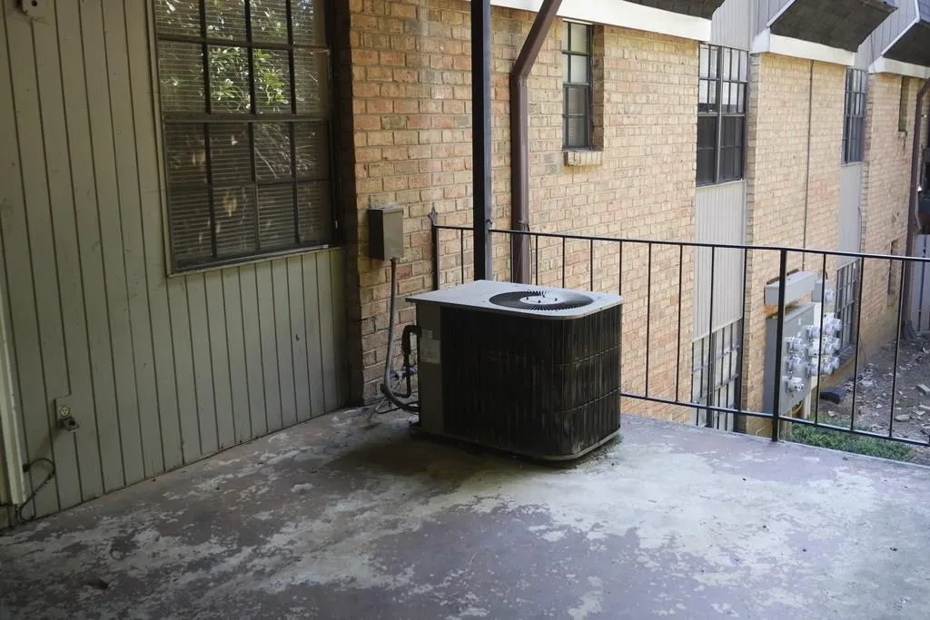 365 Winding River Drive Unit I, Sandy Springs, Georgia 30350, 2 Bedrooms Bedrooms, ,2 BathroomsBathrooms,Residential,Sold,365 Winding River Drive Unit I,6087961