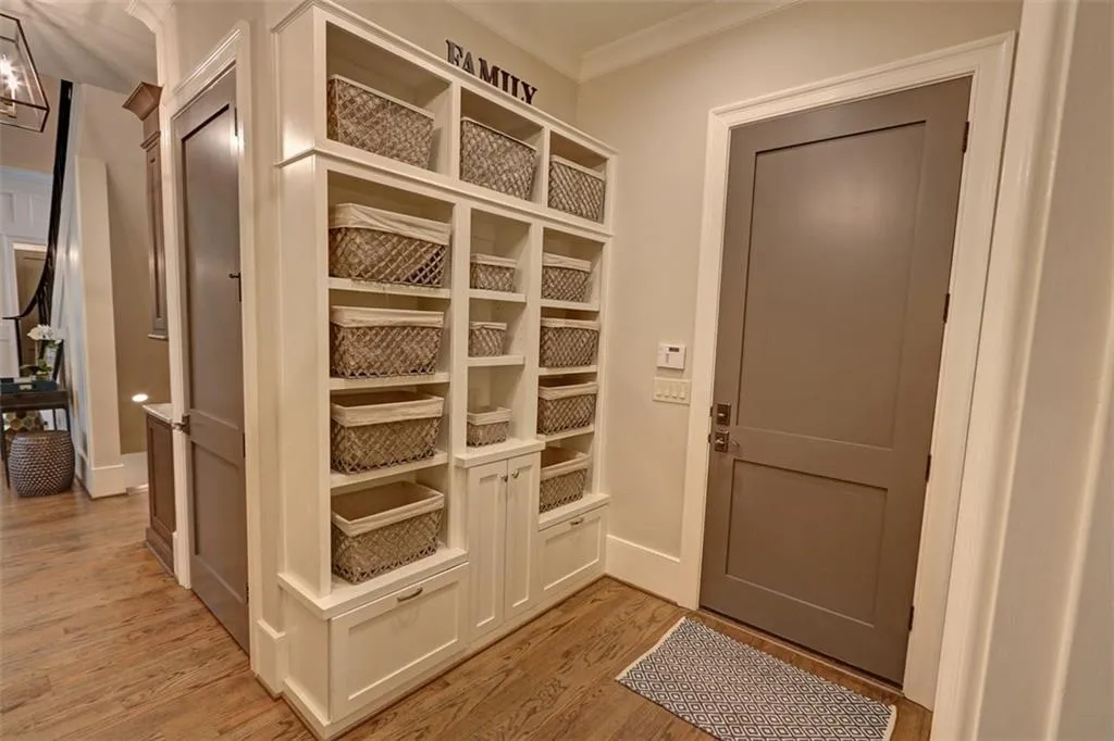 5265 Peachtree Dunwoody Road, Atlanta, Georgia 30342, 6 Bedrooms Bedrooms, ,7 BathroomsBathrooms,Residential,Sold,5265 Peachtree Dunwoody Road,6867719