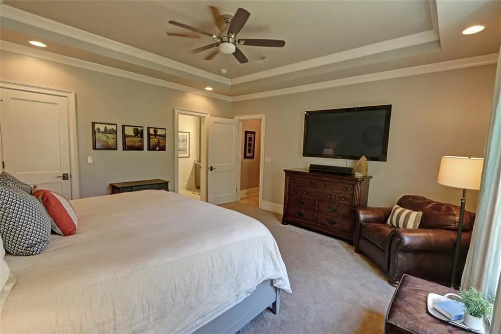 5265 Peachtree Dunwoody Road, Atlanta, Georgia 30342, 6 Bedrooms Bedrooms, ,7 BathroomsBathrooms,Residential,Sold,5265 Peachtree Dunwoody Road,6867719