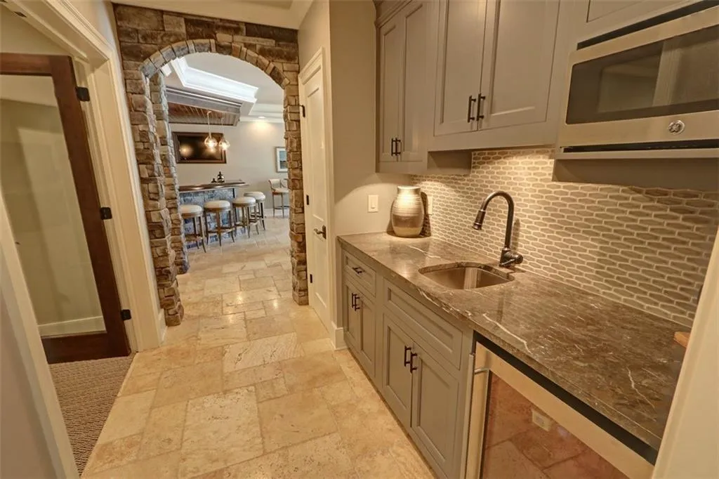 5265 Peachtree Dunwoody Road, Atlanta, Georgia 30342, 6 Bedrooms Bedrooms, ,7 BathroomsBathrooms,Residential,Sold,5265 Peachtree Dunwoody Road,6867719