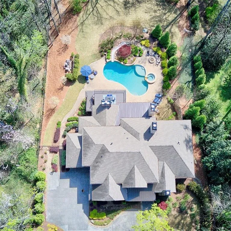 5265 Peachtree Dunwoody Road, Atlanta, Georgia 30342, 6 Bedrooms Bedrooms, ,7 BathroomsBathrooms,Residential,Sold,5265 Peachtree Dunwoody Road,6867719