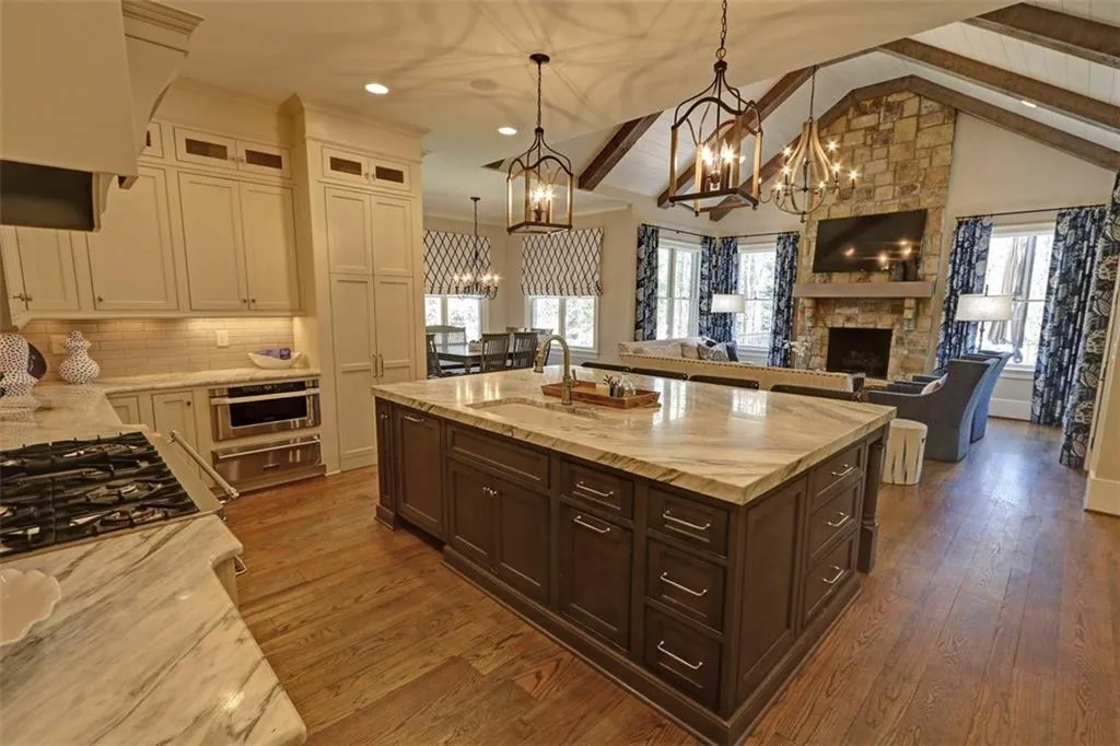 5265 Peachtree Dunwoody Road, Atlanta, Georgia 30342, 6 Bedrooms Bedrooms, ,7 BathroomsBathrooms,Residential,Sold,5265 Peachtree Dunwoody Road,6867719