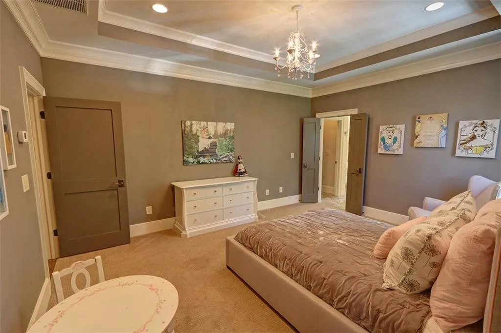 5265 Peachtree Dunwoody Road, Atlanta, Georgia 30342, 6 Bedrooms Bedrooms, ,7 BathroomsBathrooms,Residential,Sold,5265 Peachtree Dunwoody Road,6867719