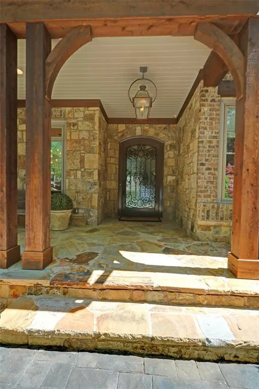 5265 Peachtree Dunwoody Road, Atlanta, Georgia 30342, 6 Bedrooms Bedrooms, ,7 BathroomsBathrooms,Residential,Sold,5265 Peachtree Dunwoody Road,6867719