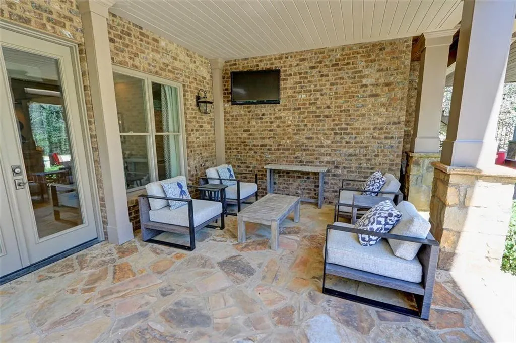 5265 Peachtree Dunwoody Road, Atlanta, Georgia 30342, 6 Bedrooms Bedrooms, ,7 BathroomsBathrooms,Residential,Sold,5265 Peachtree Dunwoody Road,6867719