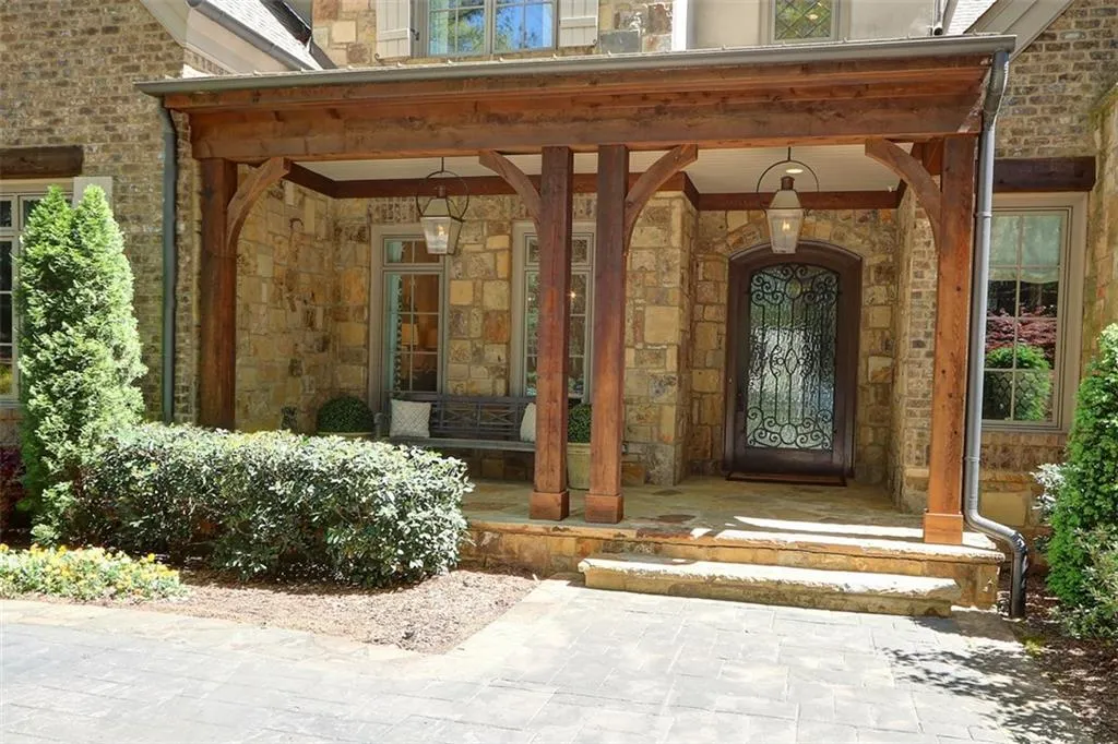 5265 Peachtree Dunwoody Road, Atlanta, Georgia 30342, 6 Bedrooms Bedrooms, ,7 BathroomsBathrooms,Residential,Sold,5265 Peachtree Dunwoody Road,6867719