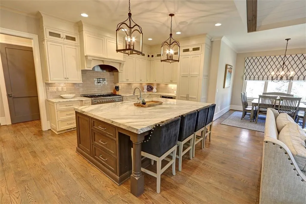 5265 Peachtree Dunwoody Road, Atlanta, Georgia 30342, 6 Bedrooms Bedrooms, ,7 BathroomsBathrooms,Residential,Sold,5265 Peachtree Dunwoody Road,6867719