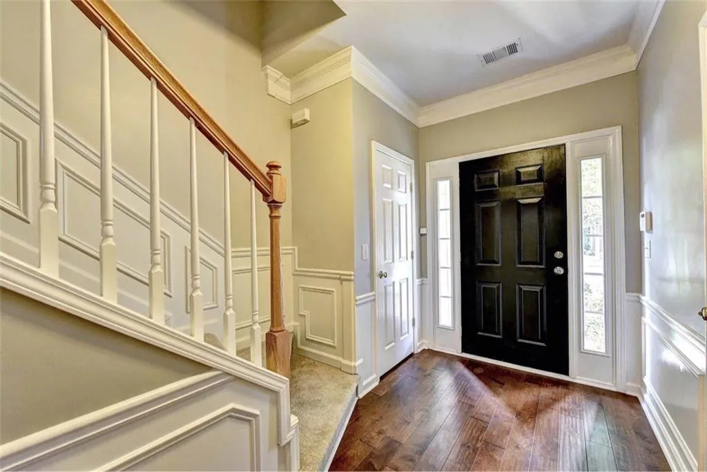 2325 Towneheights Terrace Unit 13, Atlanta, Georgia 30339, 3 Bedrooms Bedrooms, ,2 BathroomsBathrooms,Residential,Sold,2325 Towneheights Terrace Unit 13,6016594