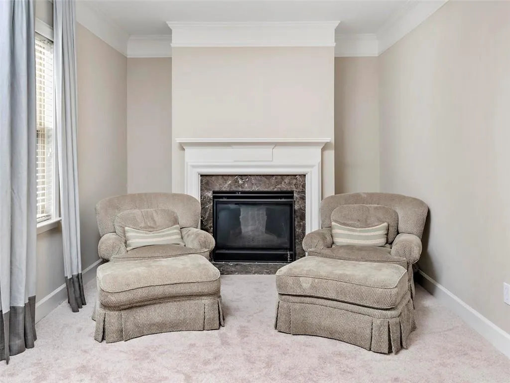 5569 High Point Road, Atlanta, Georgia 30342, 4 Bedrooms Bedrooms, ,3 BathroomsBathrooms,Residential,Sold,5569 High Point Road,6626390