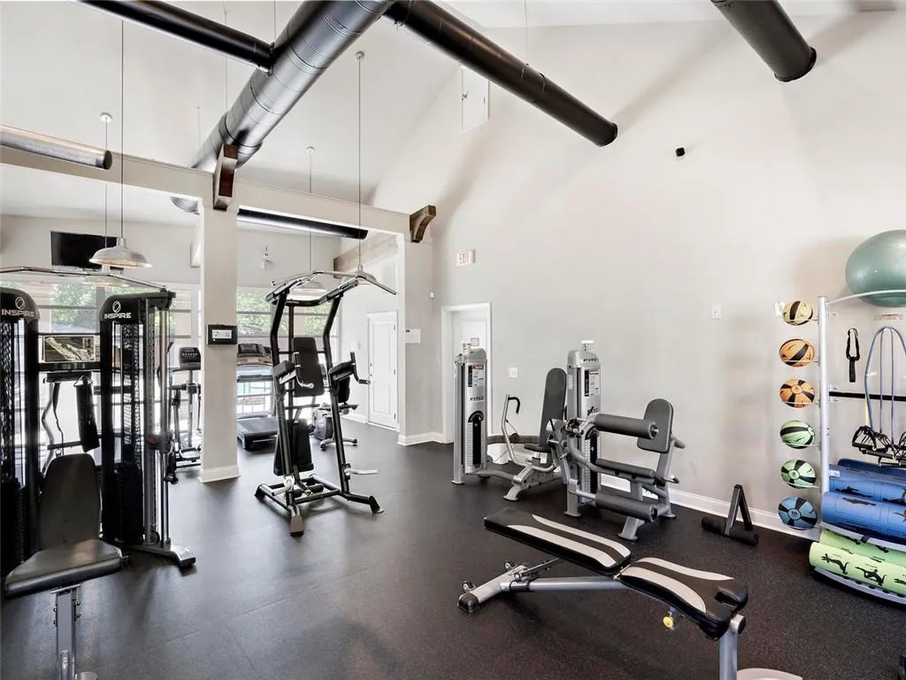 5569 High Point Road, Atlanta, Georgia 30342, 4 Bedrooms Bedrooms, ,3 BathroomsBathrooms,Residential,Sold,5569 High Point Road,6626390