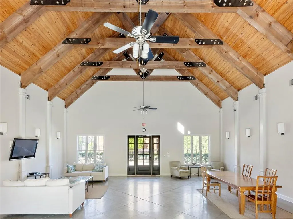 5569 High Point Road, Atlanta, Georgia 30342, 4 Bedrooms Bedrooms, ,3 BathroomsBathrooms,Residential,Sold,5569 High Point Road,6626390