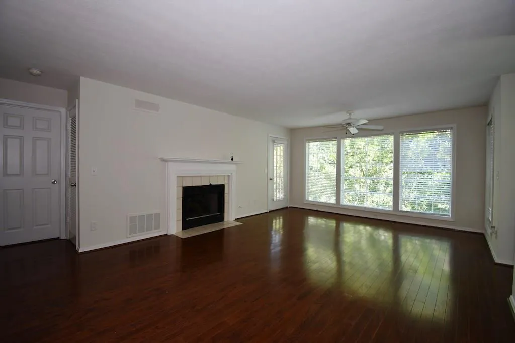 1207 Gettysburg Place, Sandy Springs, Georgia 30350, 2 Bedrooms Bedrooms, ,2 BathroomsBathrooms,Residential,Sold,1207 Gettysburg Place,6022505