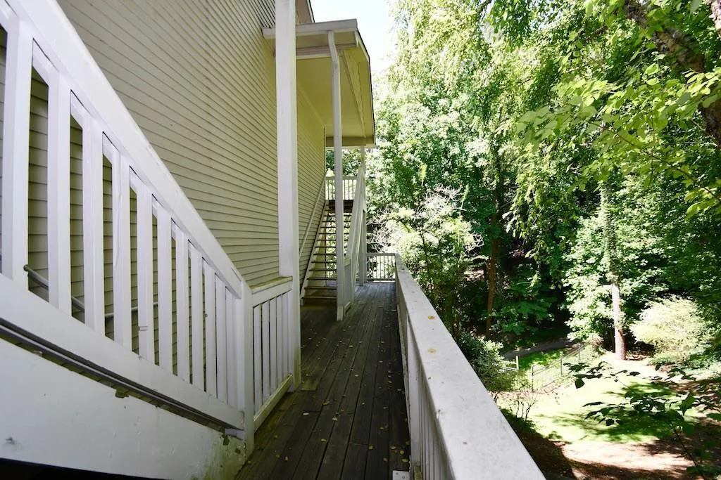 1207 Gettysburg Place, Sandy Springs, Georgia 30350, 2 Bedrooms Bedrooms, ,2 BathroomsBathrooms,Residential,Sold,1207 Gettysburg Place,6022505