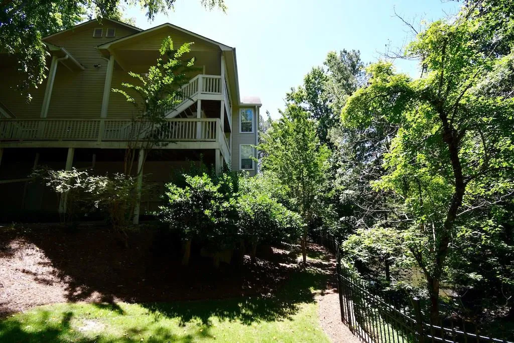 1207 Gettysburg Place, Sandy Springs, Georgia 30350, 2 Bedrooms Bedrooms, ,2 BathroomsBathrooms,Residential,Sold,1207 Gettysburg Place,6022505