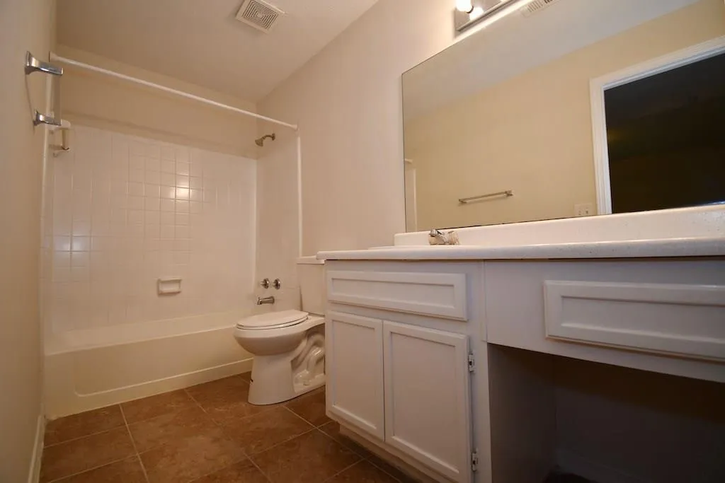 1207 Gettysburg Place, Sandy Springs, Georgia 30350, 2 Bedrooms Bedrooms, ,2 BathroomsBathrooms,Residential,Sold,1207 Gettysburg Place,6022505
