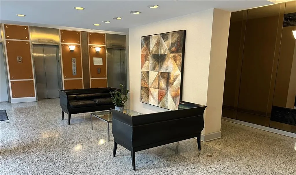 Community lobby