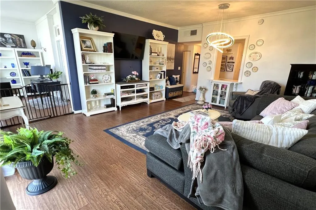 New flooring, fresh new paint w/accent wall, new light fixtures