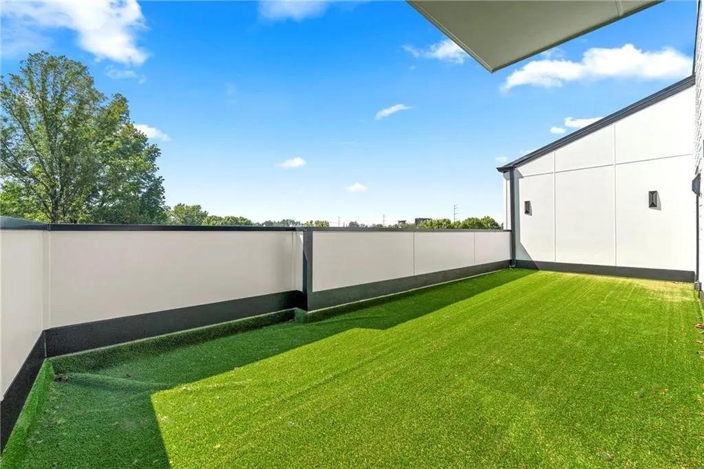 Private Rooftop terrace that can be accessed from the Primary suite on the third level. Private Rooftop terrace that can be accessed from the Primary suite on the third level.