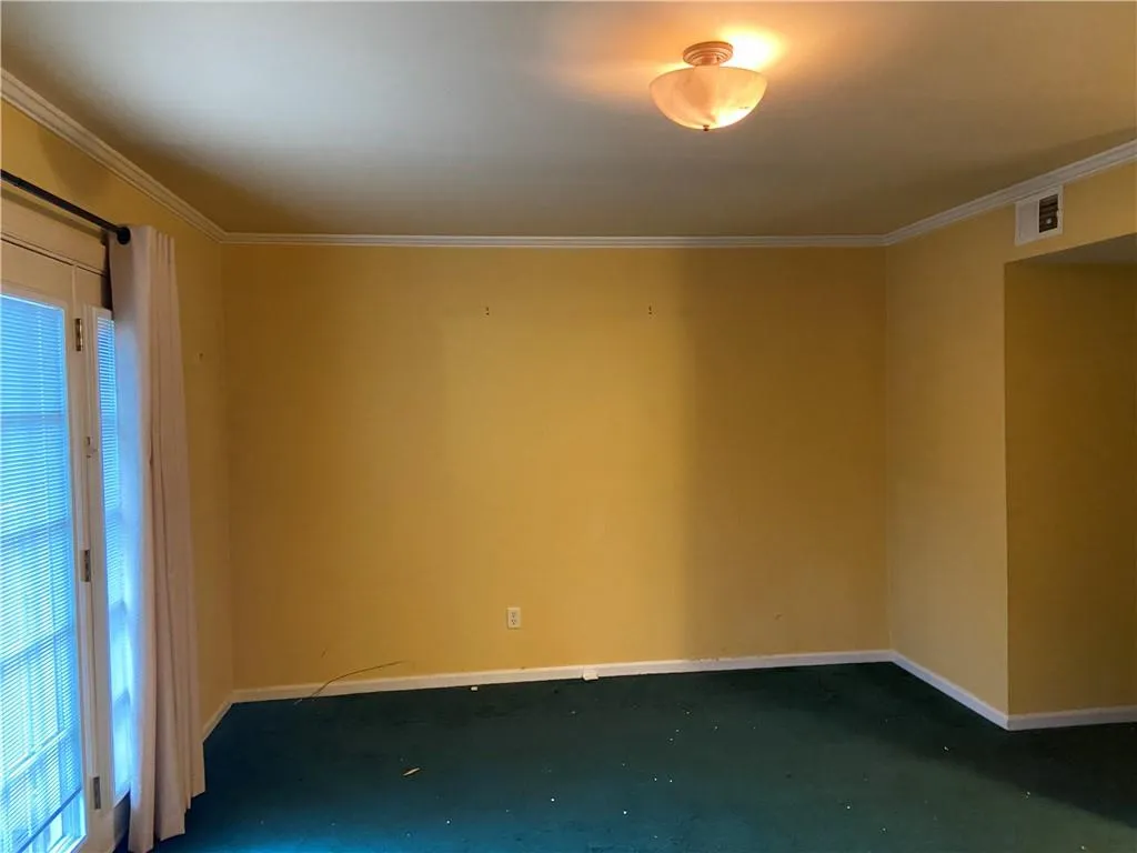 5677 Kingsport Drive, Sandy Springs, Georgia 30342, 2 Bedrooms Bedrooms, ,1 BathroomBathrooms,Residential,Sold,5677 Kingsport Drive,6983147