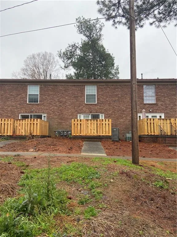 5677 Kingsport Drive, Sandy Springs, Georgia 30342, 2 Bedrooms Bedrooms, ,1 BathroomBathrooms,Residential,Sold,5677 Kingsport Drive,6983147
