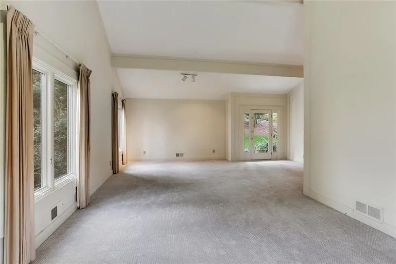 4830 Longchamps Drive, Sandy Springs, Georgia 30319, 5 Bedrooms Bedrooms, ,3 BathroomsBathrooms,Residential,Sold,4830 Longchamps Drive,6029014