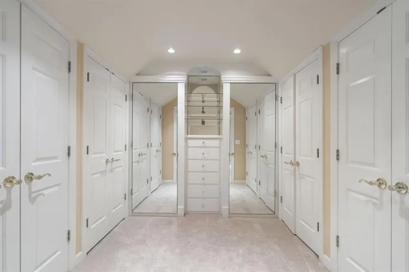 1120 Heards Ferry Road Nw, Sandy Springs, Georgia 30328, 5 Bedrooms Bedrooms, ,5 BathroomsBathrooms,Residential,For Sale,1120 Heards Ferry Road Nw,7671282 1120 Heards Ferry Road Nw, Sandy Springs, Georgia 30328, 5 Bedrooms Bedrooms, ,5 BathroomsBathrooms,Residential,For Sale,1120 Heards Ferry Road Nw,7671282
