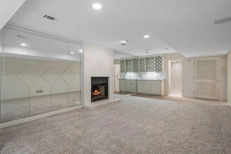 1120 Heards Ferry Road Nw, Sandy Springs, Georgia 30328, 5 Bedrooms Bedrooms, ,5 BathroomsBathrooms,Residential,For Sale,1120 Heards Ferry Road Nw,7671282 1120 Heards Ferry Road Nw, Sandy Springs, Georgia 30328, 5 Bedrooms Bedrooms, ,5 BathroomsBathrooms,Residential,For Sale,1120 Heards Ferry Road Nw,7671282