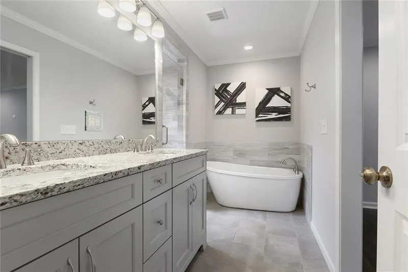8135 Winged Foot Drive, Atlanta, Georgia 30350, 6 Bedrooms Bedrooms, ,5 BathroomsBathrooms,Residential,Sold,8135 Winged Foot Drive,6642708