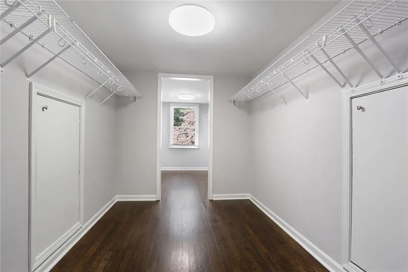 8135 Winged Foot Drive, Atlanta, Georgia 30350, 6 Bedrooms Bedrooms, ,5 BathroomsBathrooms,Residential,Sold,8135 Winged Foot Drive,6642708