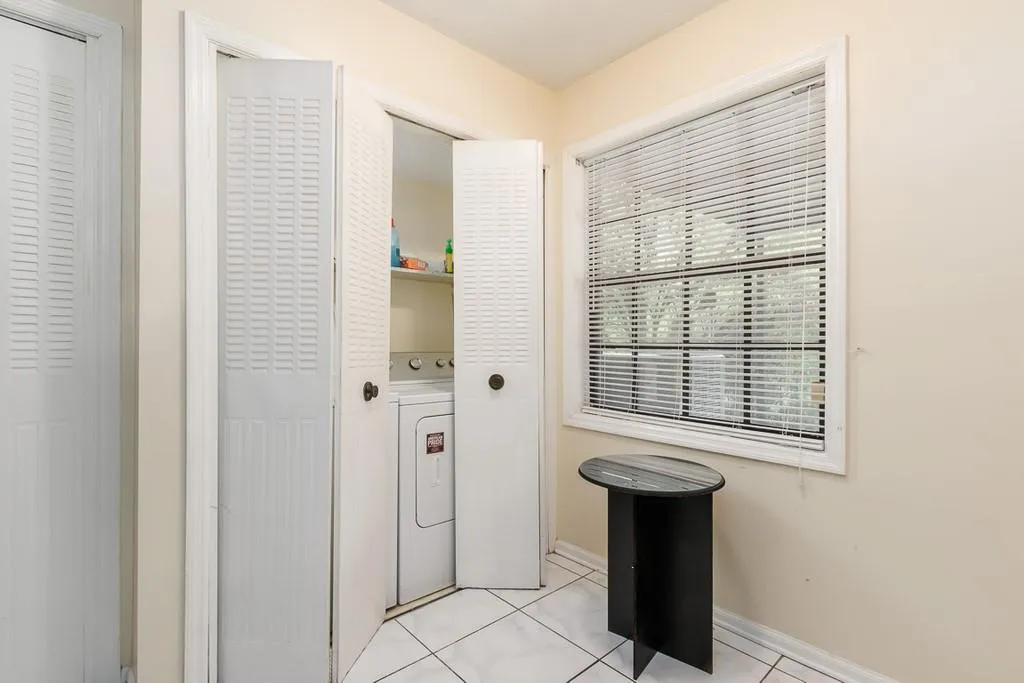 325 Winding River Drive Unit C, Atlanta, Georgia 30350, 2 Bedrooms Bedrooms, ,2 BathroomsBathrooms,Residential,Sold,325 Winding River Drive Unit C,6772377