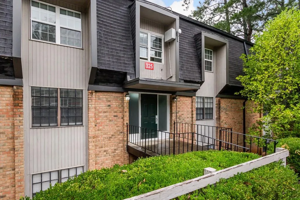 325 Winding River Drive Unit C, Atlanta, Georgia 30350, 2 Bedrooms Bedrooms, ,2 BathroomsBathrooms,Residential,Sold,325 Winding River Drive Unit C,6772377