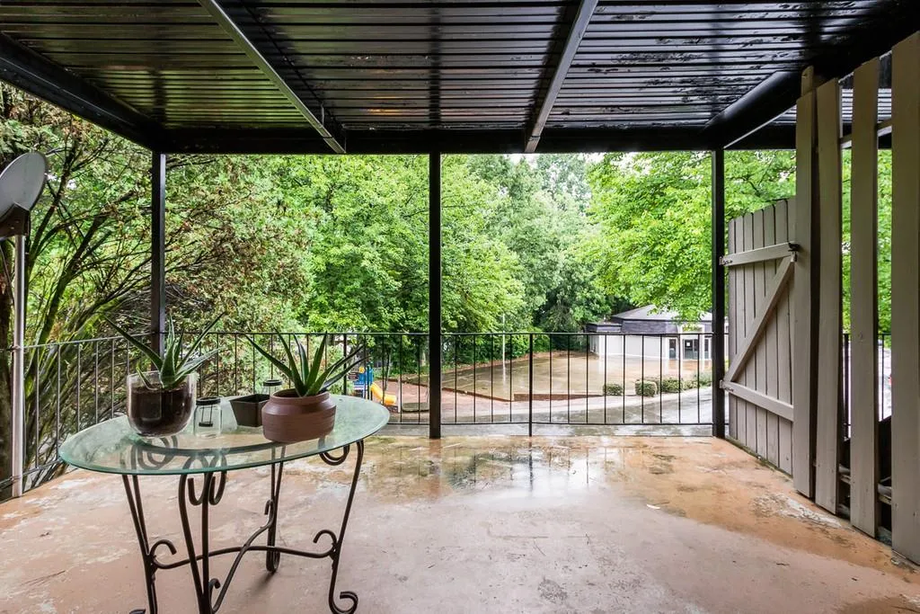 325 Winding River Drive Unit C, Atlanta, Georgia 30350, 2 Bedrooms Bedrooms, ,2 BathroomsBathrooms,Residential,Sold,325 Winding River Drive Unit C,6772377
