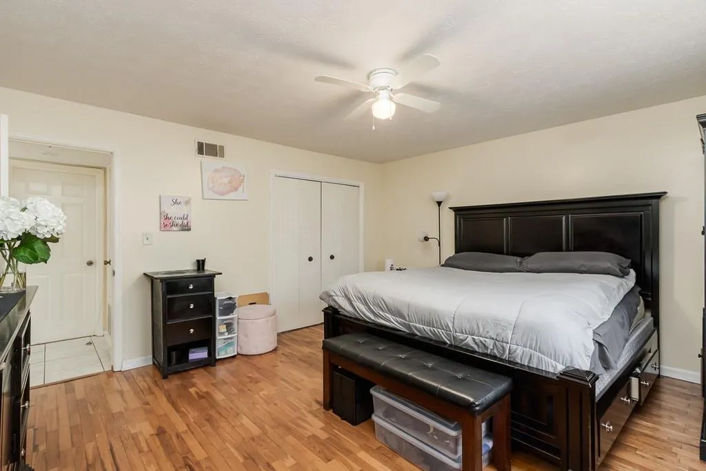 325 Winding River Drive Unit C, Atlanta, Georgia 30350, 2 Bedrooms Bedrooms, ,2 BathroomsBathrooms,Residential,Sold,325 Winding River Drive Unit C,6772377