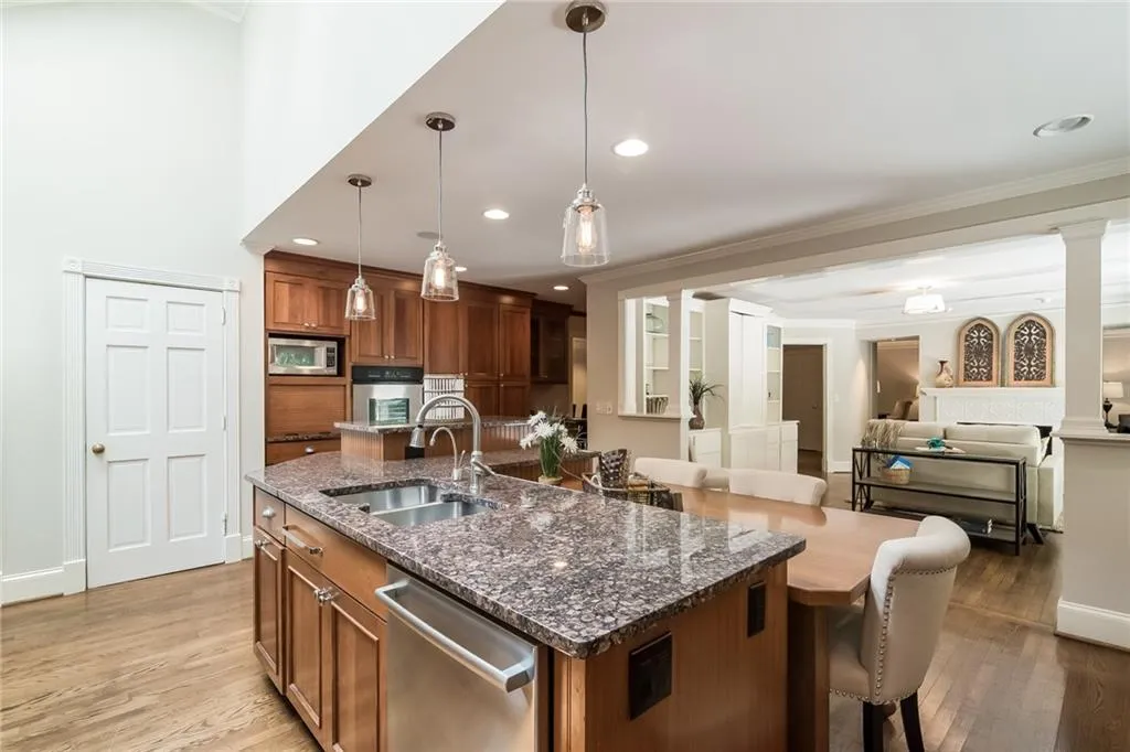 7940 Innsbruck Drive, Sandy Springs, Georgia 30350, 4 Bedrooms Bedrooms, ,3 BathroomsBathrooms,Residential,Sold,7940 Innsbruck Drive,6069871